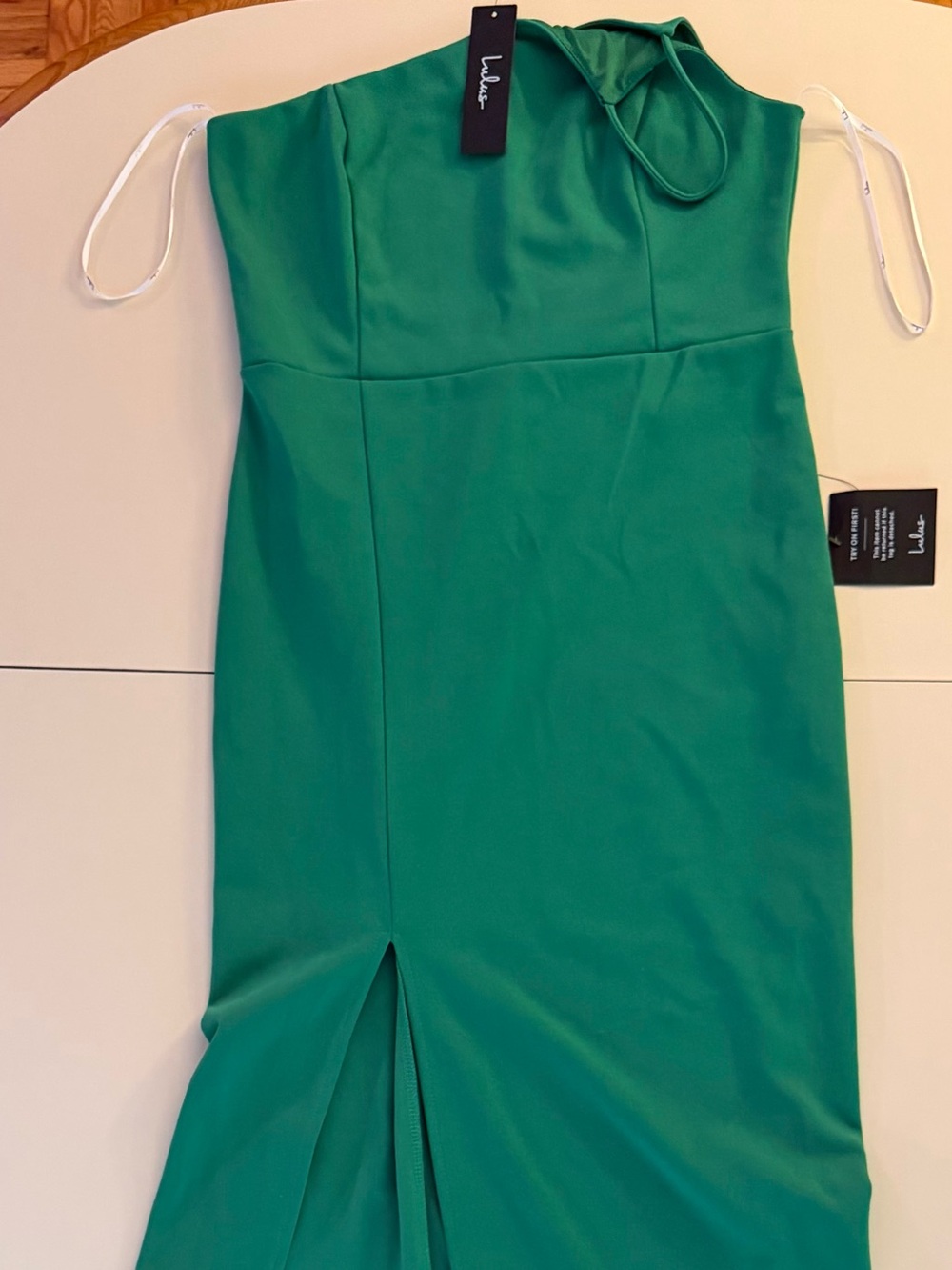 Lulu's Emerald Green One-Shoulder dress